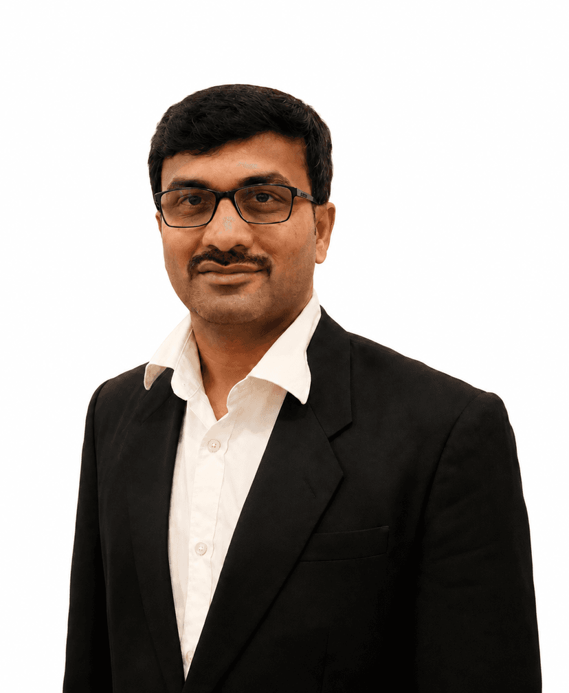 Founder of Zapyo Fashions at the Sahakar Nagar store